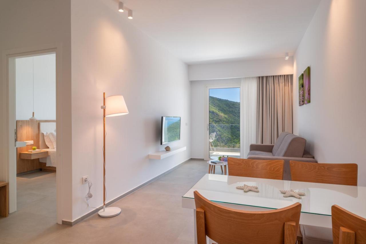 Ninemia Luxury Residence Perdika  Exteriér fotografie